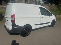 FORD TRANSIT COURIER